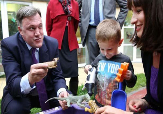 صور مضحكة، نادرة او محرجة لقادة العالم صورة رقم 19 صور مضحكة، نادرة او محرجة لقادة العالم صورة رقم 19