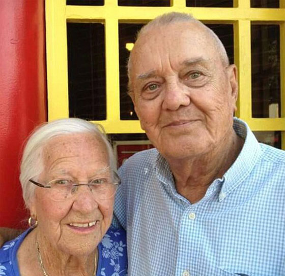 قصة مُعبّرة.. اخلاص في الحياة والموت بعد 75 عاما من الزواج صورة رقم 2 قصة مُعبّرة.. اخلاص في الحياة والموت بعد 75 عاما من الزواج صورة رقم 2