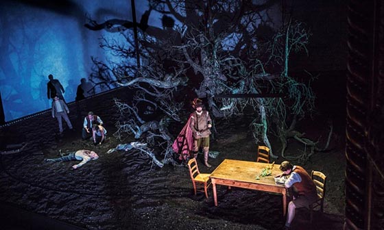 لندن: مشهد اغتصاب جماعي في مسرحية يغضب الجمهور ويكاد يخرجه عن طوره صورة رقم 9