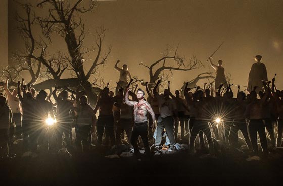 لندن: مشهد اغتصاب جماعي في مسرحية يغضب الجمهور ويكاد يخرجه عن طوره صورة رقم 10