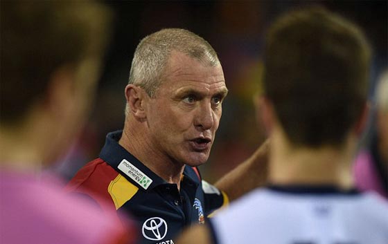  مقتل مدرب منتخب استراليا لكرة القدم طعنا على يد ابنه! صورة رقم 7