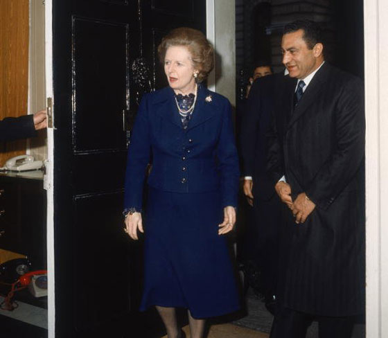 تاتشر كانت تتملق لحكام الخليج وتعتذر عن اخطاء لم ترتكب صورة رقم 4