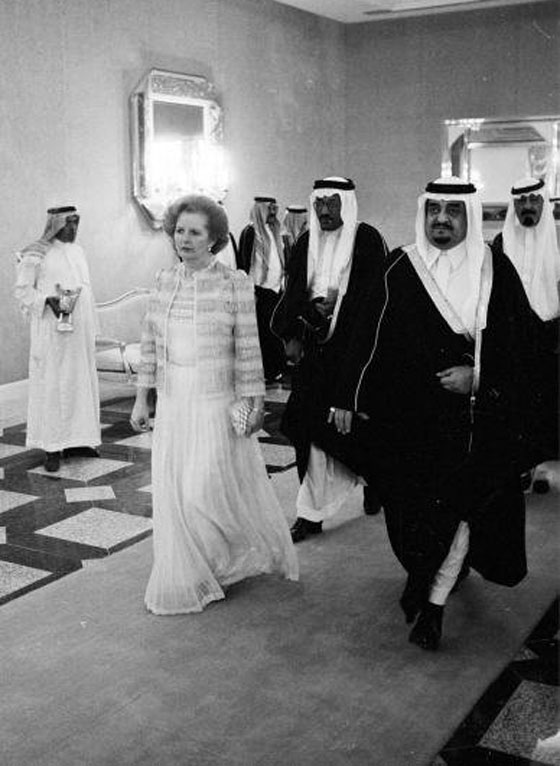 تاتشر كانت تتملق لحكام الخليج وتعتذر عن اخطاء لم ترتكب صورة رقم 2