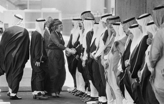 تاتشر كانت تتملق لحكام الخليج وتعتذر عن اخطاء لم ترتكب صورة رقم 6