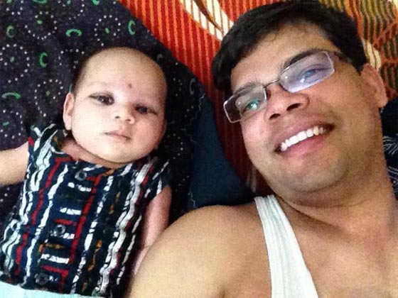  صور بنات هنديات في سيلفي مع آبائهن بتشجيع رئيس الوزراء   صورة رقم 6