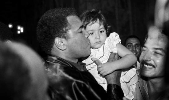 هكذا ظهر السياسيون والمشاهير في المساجد.. صور من الارشيف صورة رقم 5