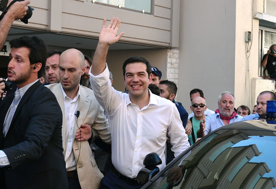 اليوم.. اليونانيون يصوتون على خطة الانقاذ الاوروبية لبلدهم صورة رقم 16