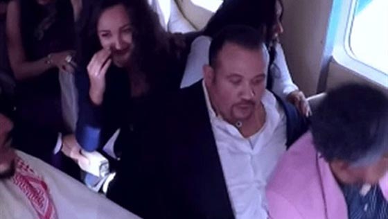 رد رامز جلال على فيديو مفبرك مع هشام عباس في (رامز واكل الجو)  صورة رقم 1