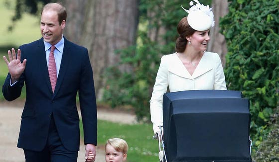 صور الاميرة البريطانية الجديدة تتعمد بمياه جيء بها من نهر الاردن صورة رقم 1