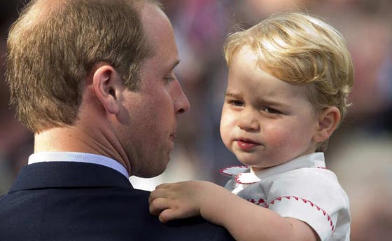 صور الاميرة البريطانية الجديدة تتعمد بمياه جيء بها من نهر الاردن صورة رقم 7