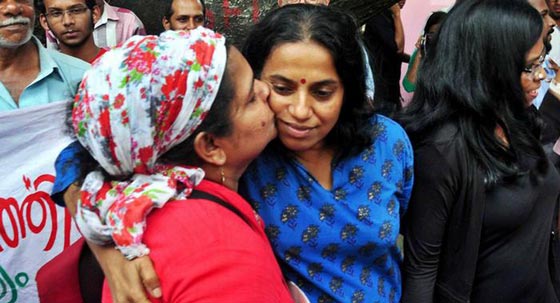 صور اشهر القبلات في العالم بمناسبة يوم القبلة العالمي صورة رقم 6