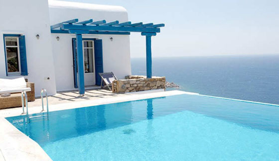 فيللات فاخرة على طبق من ذهب اتاحتها الازمة اليونانية صورة رقم 4