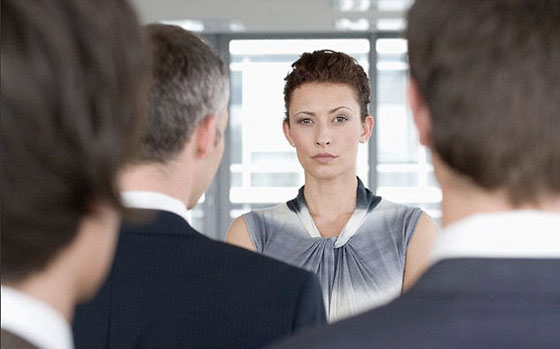 صراع الرجل والمرأة في العمل: المديرة (الست) تهدد الرجل وتجعله عدائيا! صورة رقم 1 صراع الرجل والمرأة في العمل: المديرة (الست) تهدد الرجل وتجعله عدائيا! صورة رقم 1