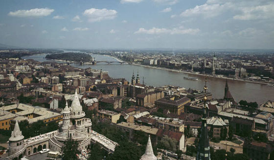 بالصور.. اليكم افضل 7 بورصات في العالم خلال النصف الاول من العام الجاري صورة رقم 2