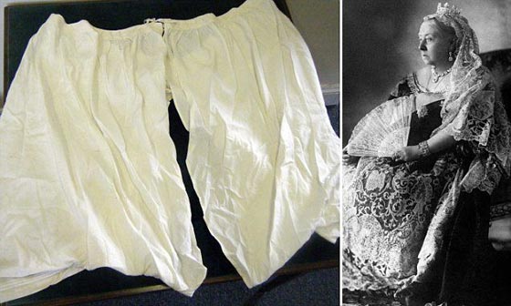 بيع سروال داخلي للملكة فيكتوريا في مزاد علني..  بمبلغ مفاجئ صورة رقم 3