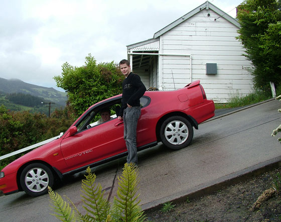 بالصور.. تعرف على اكثر الشوارع انحدارا في العالم صورة رقم 8