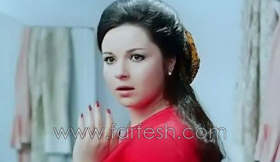 فيديو (رامز واكل الجو): عفاف شعيب تردد الشهادة مذعورة من سقوط الطائرة صورة رقم 6