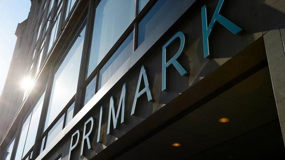 فرنسا.. مسلحون يقتحمون مركزا تجاريا ويحتجزون 10 رهائن صورة رقم 1