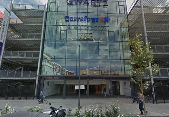 فرنسا.. مسلحون يقتحمون مركزا تجاريا ويحتجزون 10 رهائن صورة رقم 4