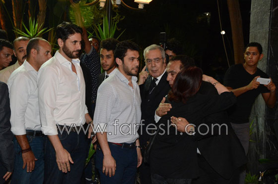 صور الفنانين النجوم يودعون الراحلين عمر الشريف وسامي العدل صورة رقم 27
