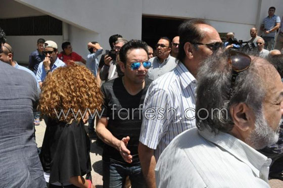 صور الفنانين النجوم يودعون الراحلين عمر الشريف وسامي العدل صورة رقم 25