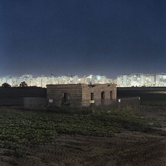 الغائبون.. معرض صور في رام الله يقدم القضية كاملة بـ25 صورة فقط!! صورة رقم 7