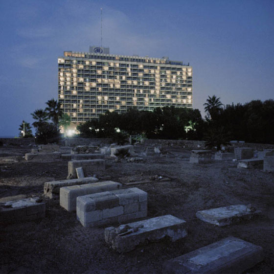 الغائبون.. معرض صور في رام الله يقدم القضية كاملة بـ25 صورة فقط!! صورة رقم 21