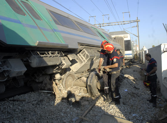 الحوادث الدامية تلاحق التونسيين.. اصطدام قطارين يسفر عن عشرات الجرحى صورة رقم 2