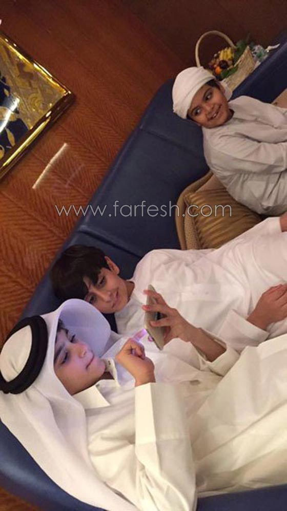 صور احلام مع ابنها فهد أثناء أداء العمرة  في السعودية صورة رقم 9