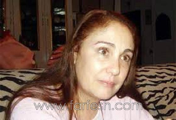رمضان زمن الفن الجميل: صورة نادرة للفنانة  شيرين تمسك  فانوس رمضان صورة رقم 4