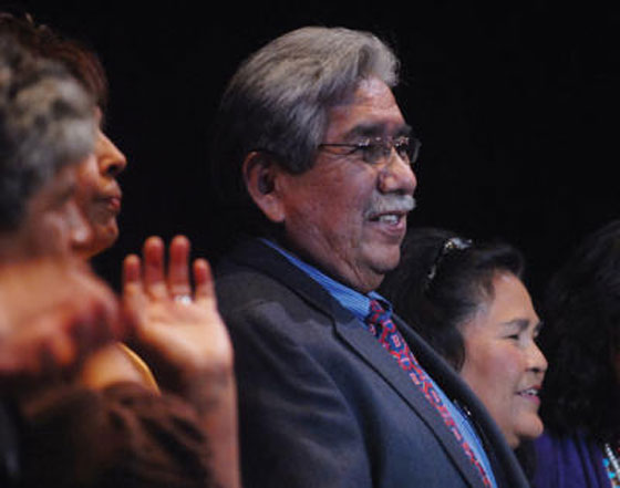 6 مشاهير تحوّلوا من المسيحية او الالحاد الى الاسلام ونطق الشهادتين صورة رقم 5