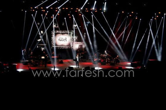فيديو اليسا تمسح عرق وائل كفوري وهو يتغزل بها ويصفها بـ (حبيبة عمره) صورة رقم 8
