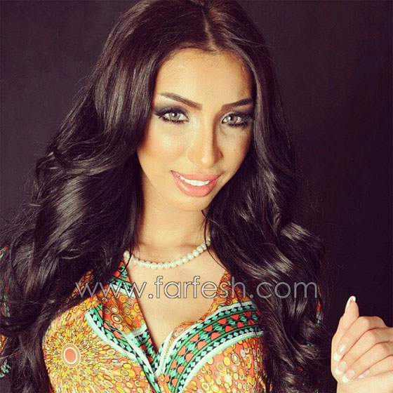  صور دنيا بطمة تحتفل بعيد الفطر مع والدتها وجدتها  صورة رقم 8