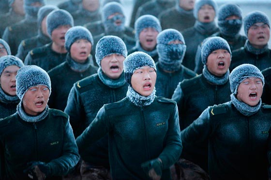 بالصور.. أقسى التدريبات العسكرية التي يخضع لها جنود النخبة صورة رقم 1