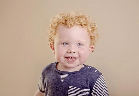 صور ملكة جمال الاطفال نانسي ذات الضحكة الأخاذة بدون اسنان والعينين الساحرتين صورة رقم 10