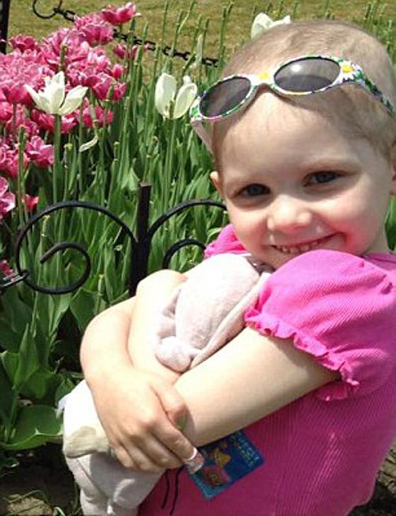 طفلة (4 سنوات) تتزوج من الممرض الذي يعالجها من السرطان صورة رقم 11