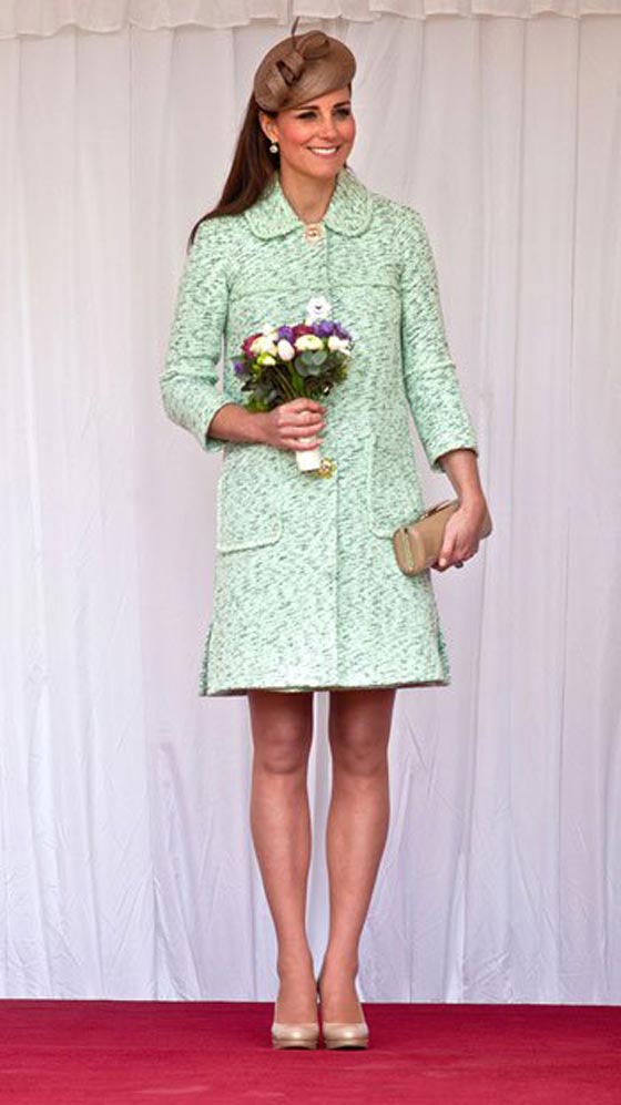 صور الدوقة كيت ميدلتون تعبر عن أناقتها  فى الملابس القصيرة صورة رقم 13