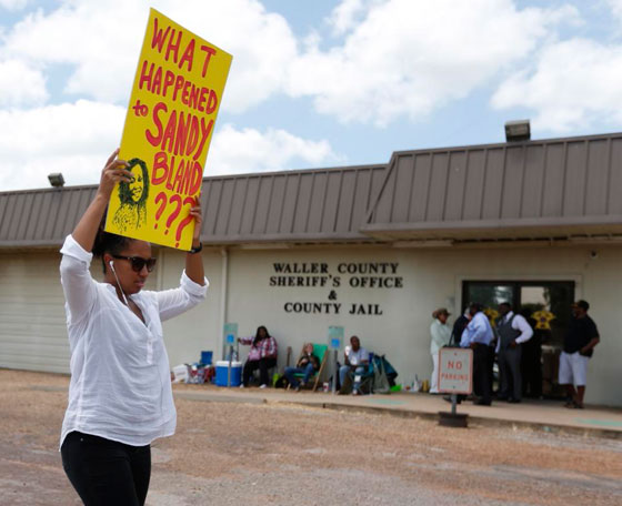 موت سجينة سوداء في الزنزانة يثير شكوكا في تكساس صورة رقم 4