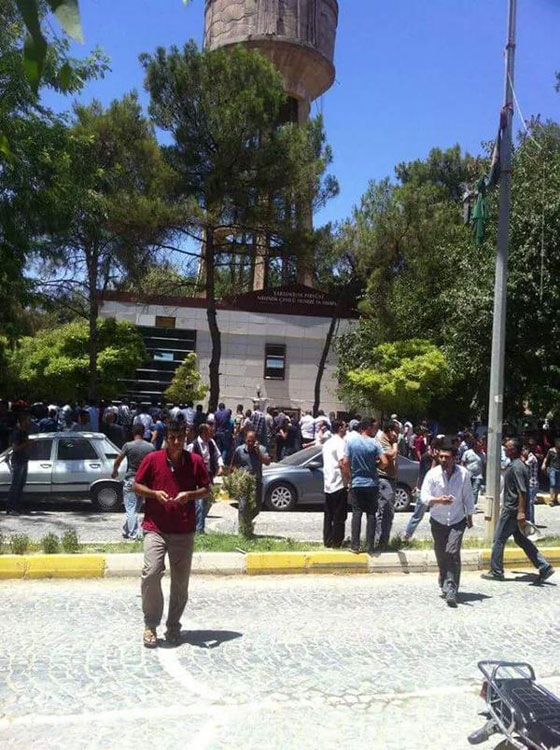 بالفيديو.. لحظة الانفجار الانتحاري في تركيا وارتفاع حصيلة القتلى الى 31 صورة رقم 4