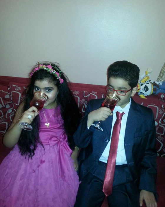 المجتمع المصري يهوج ويموج لصورة خطوبة طفلين.. على الفايسبوك صورة رقم 1