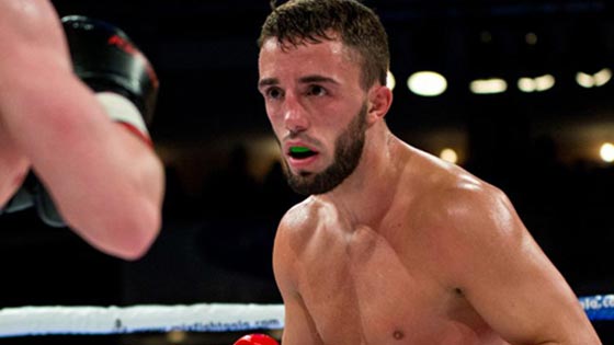 الدواعش يفتكون ببطل عالمي في الملاكمة بعد محاولته الافلات من قبضتهم صورة رقم 1 الدواعش يفتكون ببطل عالمي في الملاكمة بعد محاولته الافلات من قبضتهم صورة رقم 1