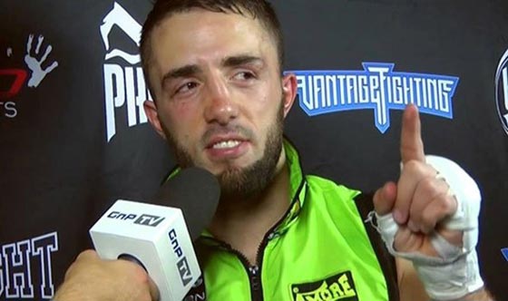 الدواعش يفتكون ببطل عالمي في الملاكمة بعد محاولته الافلات من قبضتهم صورة رقم 5 الدواعش يفتكون ببطل عالمي في الملاكمة بعد محاولته الافلات من قبضتهم صورة رقم 5