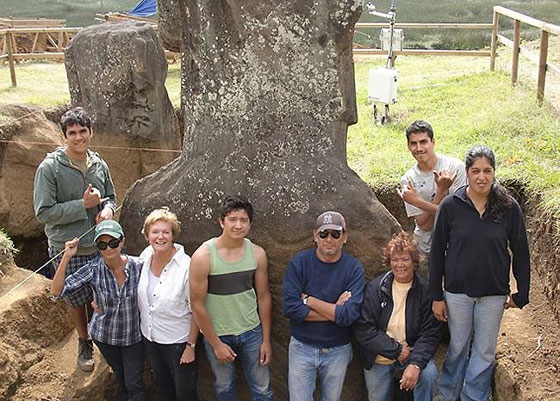 اكتشاف عظيم تحت رؤوس تماثيل جزيرة القيامة.. اكثر الاماكن عزلة في العالم.. شاهده صورة رقم 4 اكتشاف عظيم تحت رؤوس تماثيل جزيرة القيامة.. اكثر الاماكن عزلة في العالم.. شاهده صورة رقم 4