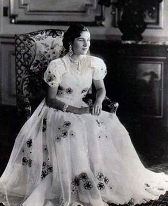 الاميرة فوزية بهرت الملايين وحظيت باحترام الايرانيين.. صور تختصر حياتها صورة رقم 3 الاميرة فوزية بهرت الملايين وحظيت باحترام الايرانيين.. صور تختصر حياتها صورة رقم 3