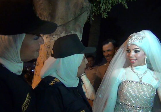 قاهرة المتحرشين القاهريين تدافع عن بنات البلد بالكراتيه وبالقلم على الوش صورة رقم 6