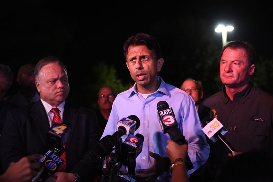 قتيلان وجرحى في اطلاق نار داخل السينما بأريزونا والقاتل ينتحر صورة رقم 1 قتيلان وجرحى في اطلاق نار داخل السينما بأريزونا والقاتل ينتحر صورة رقم 1