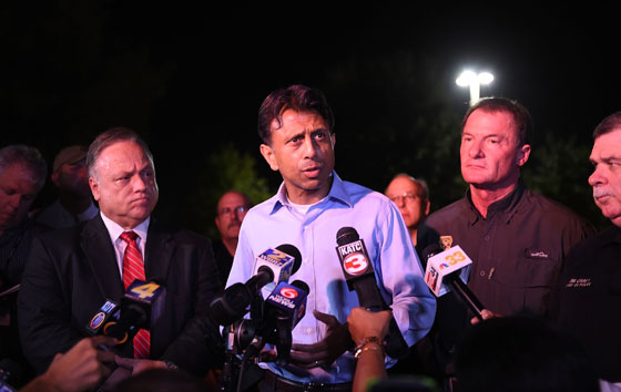 قتيلان وجرحى في اطلاق نار داخل السينما بأريزونا والقاتل ينتحر صورة رقم 3 قتيلان وجرحى في اطلاق نار داخل السينما بأريزونا والقاتل ينتحر صورة رقم 3