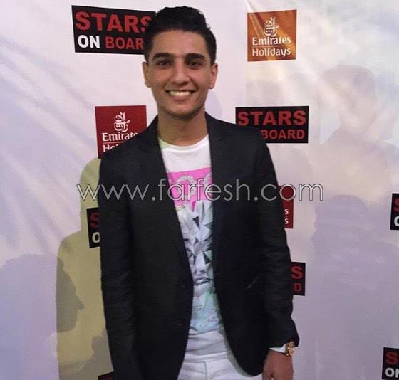 محمد عساف يسجل اغاني فيلم سينمائي يروي سيرة حياته صورة رقم 6