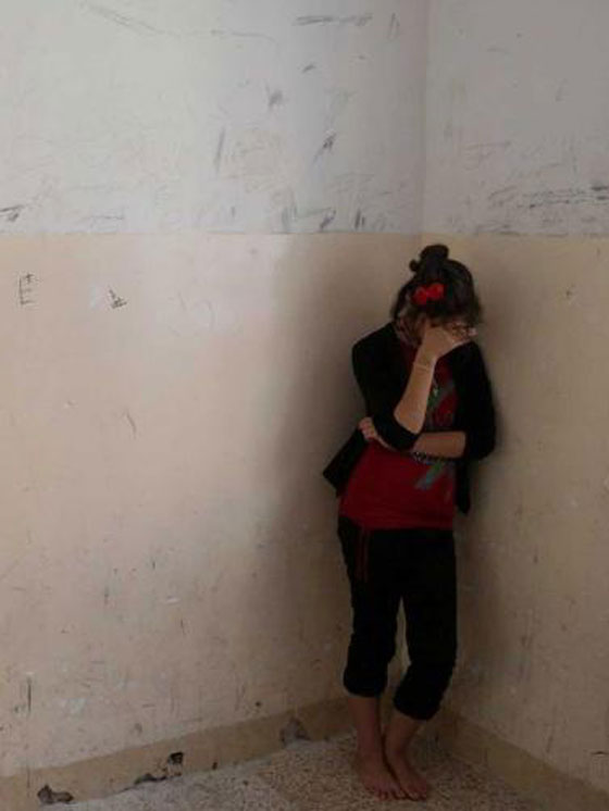 سبية ايزيدية تروي معاناة دامت 4 اشهر في منزل داعشي صورة رقم 2 سبية ايزيدية تروي معاناة دامت 4 اشهر في منزل داعشي صورة رقم 2