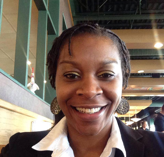 موت أمريكية سمراء بعد اعتقالها بسبب مخالفة سير.. هل قتلت ام انتحرت؟ صورة رقم 2 موت أمريكية سمراء بعد اعتقالها بسبب مخالفة سير.. هل قتلت ام انتحرت؟ صورة رقم 2